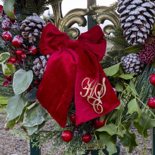 Christmas wreath at Higher Scholes Cottage, Haworth